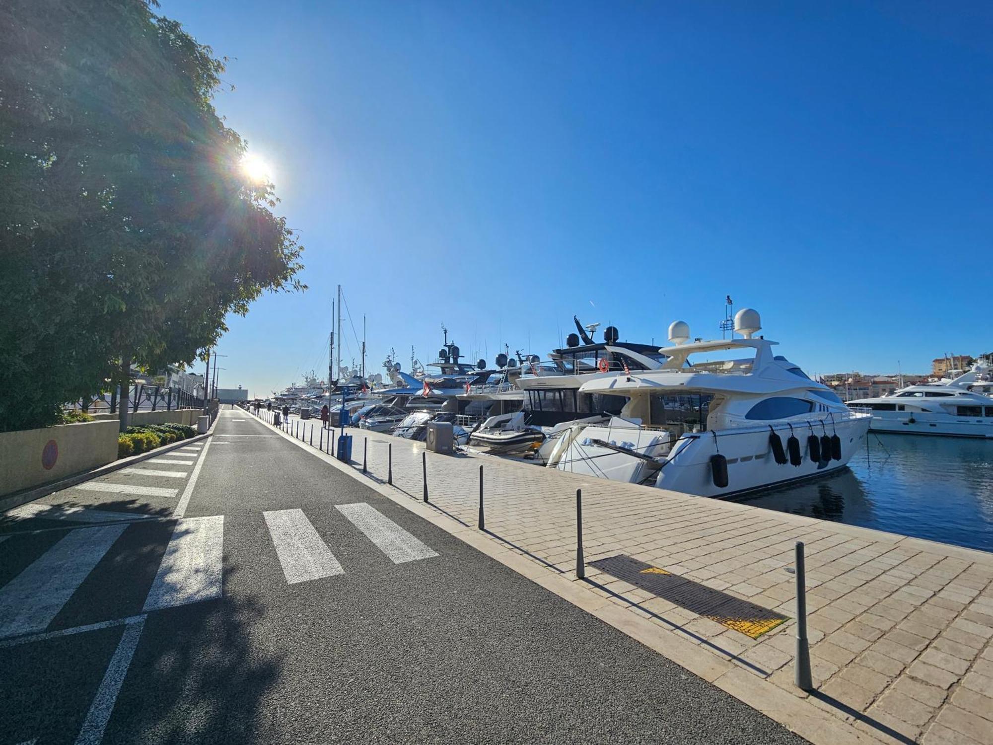 The Yachting - Host Provence Apartment Le Cannet Bagian luar foto