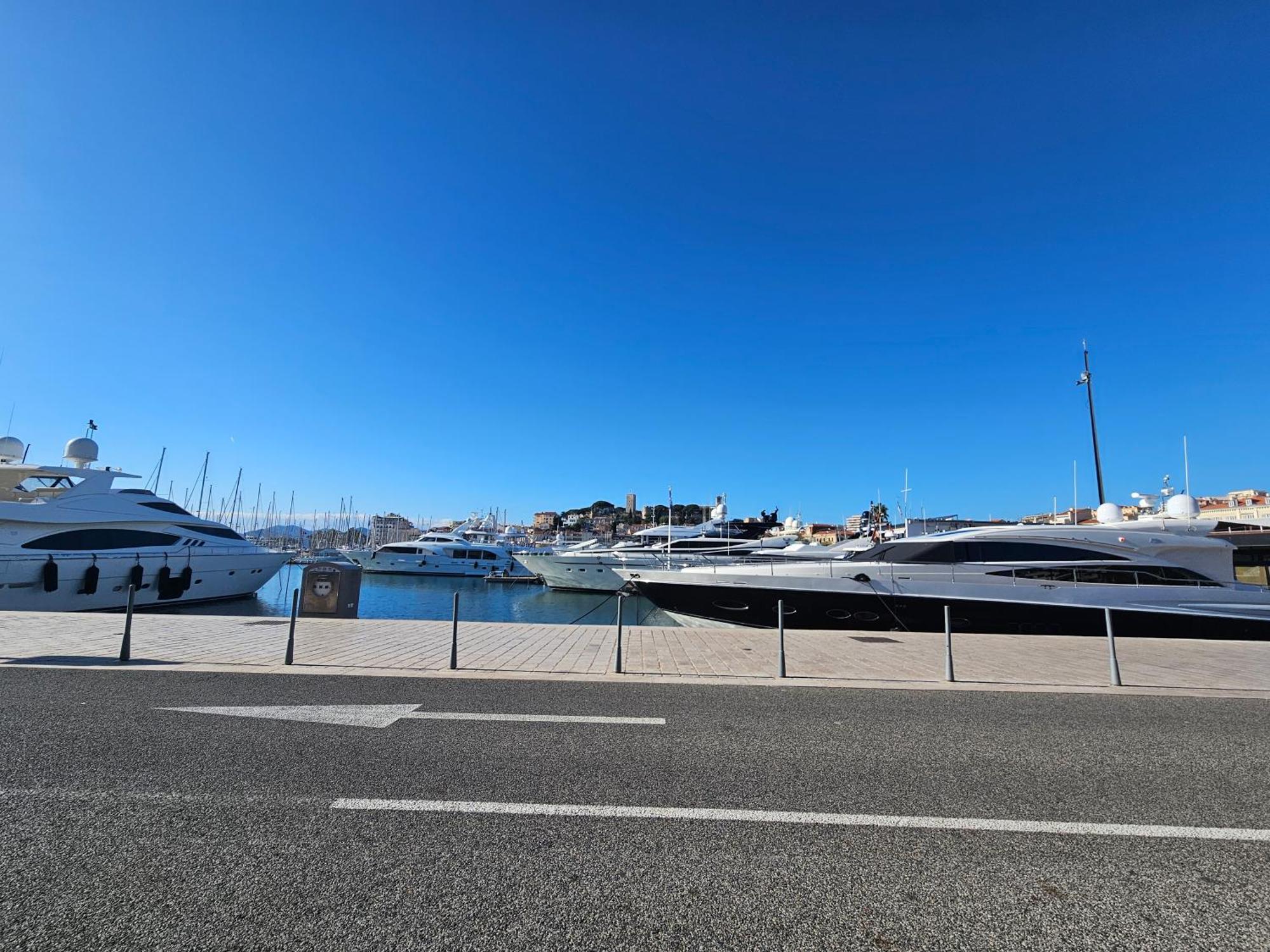 The Yachting - Host Provence Apartment Le Cannet Bagian luar foto